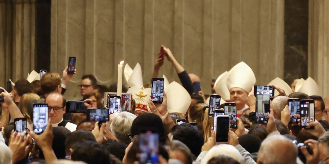 The Real-Time Memeification of the Real-Life Conclave