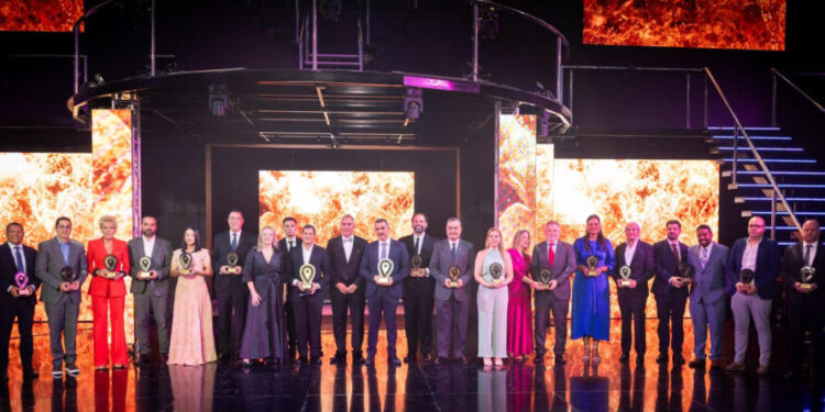 La industria turística de RD fue galardonada en los THEMAG AWARDS 2025 - Prensa Mercosur