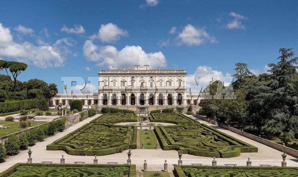 Dior presenta su desfile Crucero 2026 en la Villa Albani