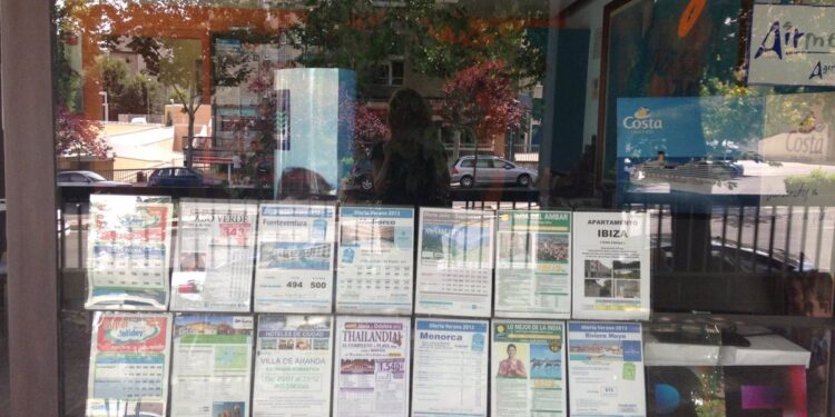 El control de precios y costes, clave para el futuro de los viajes, según una encuesta de ObservaTUR a agentes