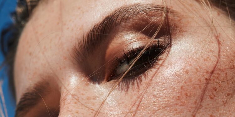 6 Best Infrared Sauna Blankets for Recovery—And a Full-Body Detox