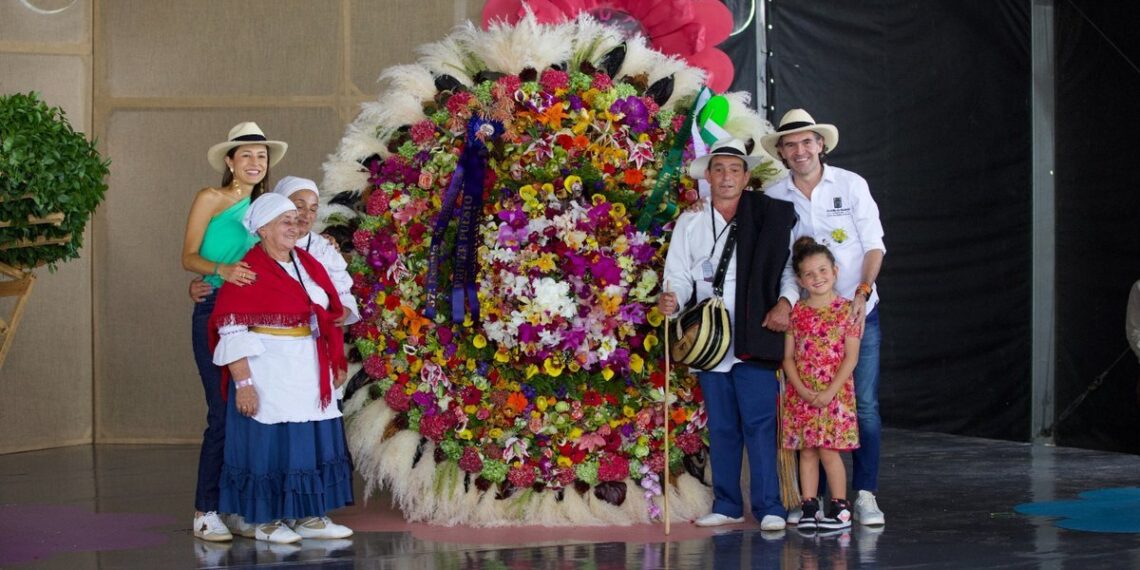 Juan Ernesto Ortiz Grajales es el nuevo ganador absoluto del 67. ° Desfile de Silleteros