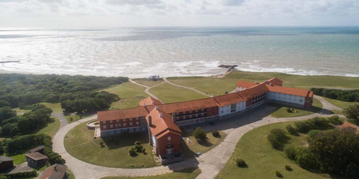 Mientras el Ejecutivo recorta en turismo social, bonifican el peaje a los cruceros