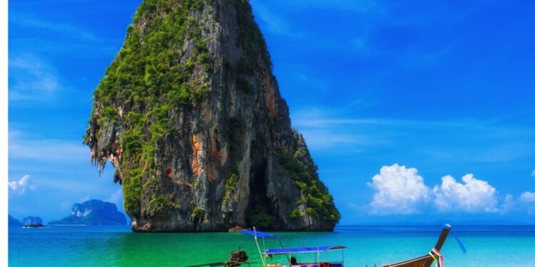 Panavisión traslada su modelo de éxito a los viajes de larga distancia