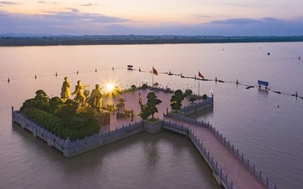 Impulsan rutas de cruceros fluviales en Vietnam