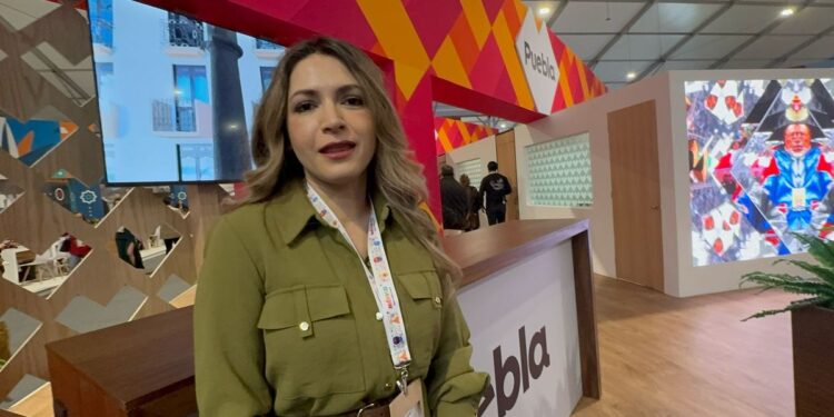 gabriela-jasso-amarelo