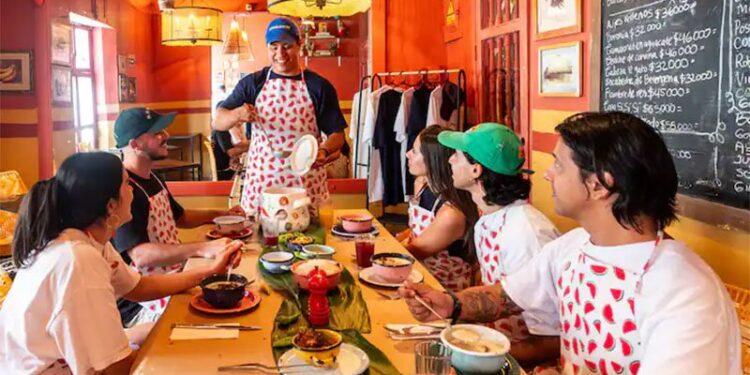 Viajes con sabor: San Andrés, Santa Marta y Bogotá lideran la ruta gourmet de los foodies colombianos en 2025