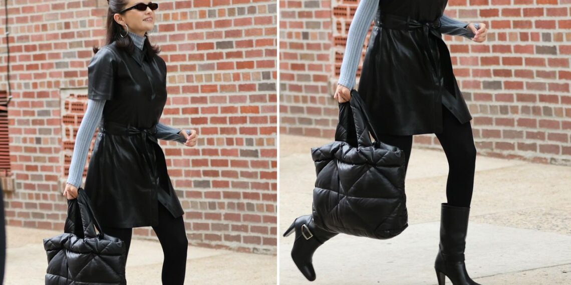 Selena Gomez lleva leggings elegantes con botas altas de tacón en mayo 2025