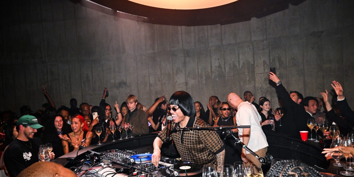 A Champagne-Soaked Celebration at the Tate Modern With Zoë Kravitz, Tilda Swinton, and Anderson .Paak