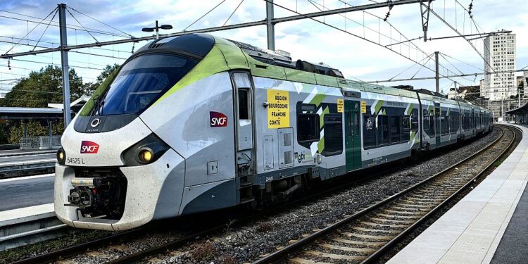 Viajar en tren ya es más rápido que volar en muchos trayectos en Francia