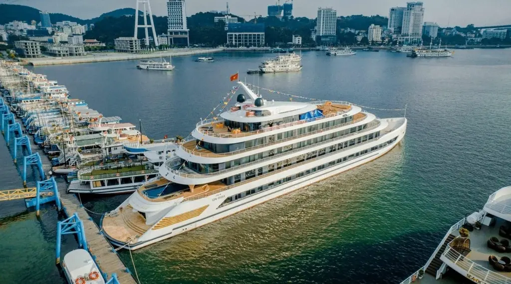 Vietnam impulsa inversión privada para modernizar su infraestructura turística