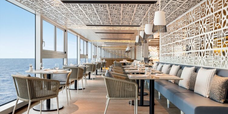 ¿Ver el eclipse solar de 2026 desde un lujoso crucero? Oceania Cruises tiene el plan perfecto