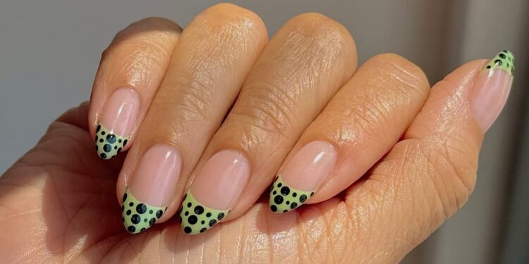 21 French Tip Nail Designs That Will Elevate the Classic Mani