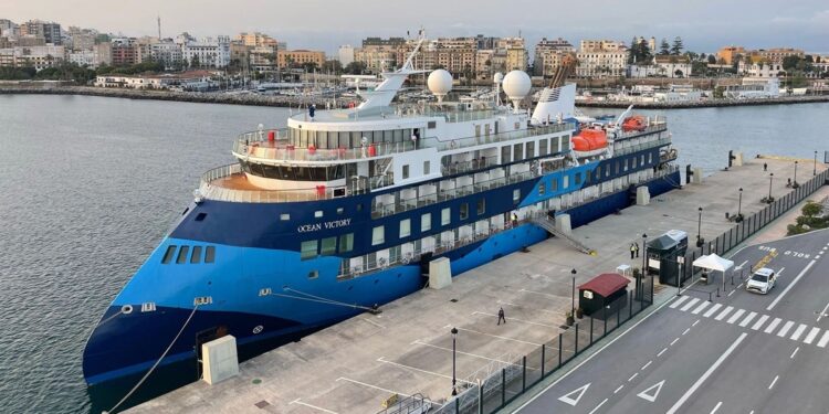 Alma Cruceros anuncia "el cese definitivo"