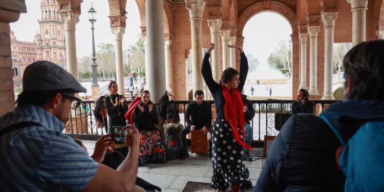 Andalucía capta el 15,3% de los viajes nacionales en el primer trimestre, con un gasto de más de 1.175 millones