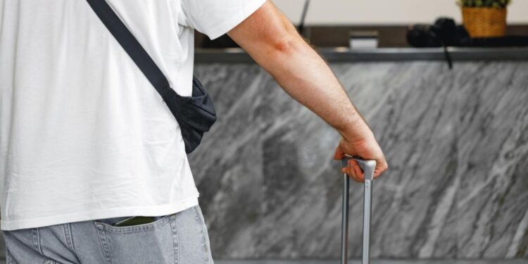 así funciona la estafa de viajes que han promocionado importantes 'influencers' de España