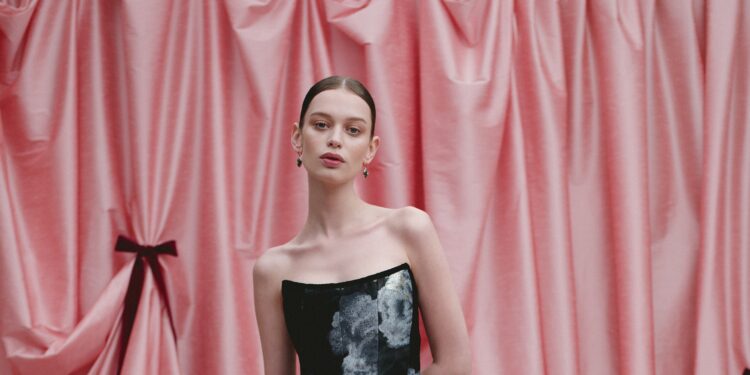 Markarian Resort 2026 Collection | Vogue