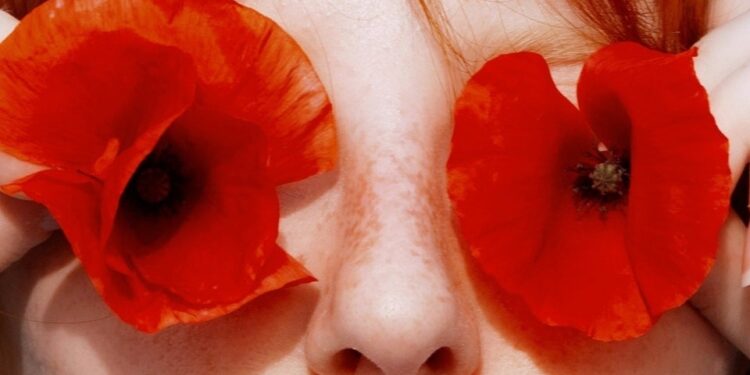 EMDR: The Therapy Treatment That Miley Cyrus Says Saved Her Life