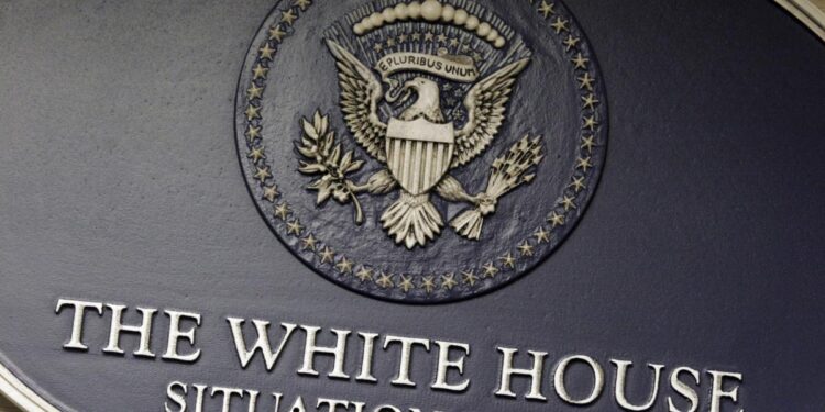 Estados Unidos organiza ya vuelos y cruceros de evacuación desde Israel