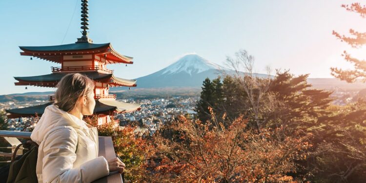 Viajeras en Solitario: 5 Destinos Seguros para Empoderarte en 2025