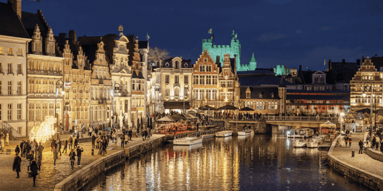 Conocer los Mercados navideños de Bélgica con CroisiEurope.