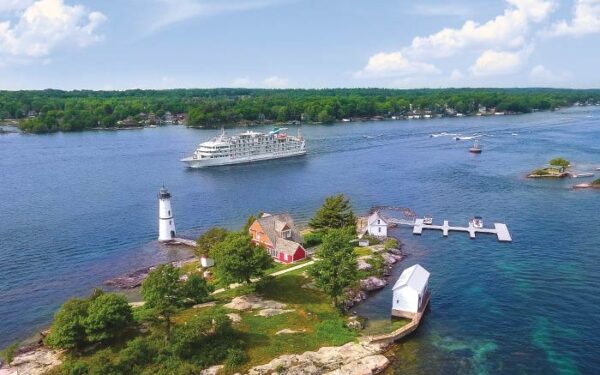 Pearl Seas Cruises inaugura temporada 2025 en Grandes Lagos