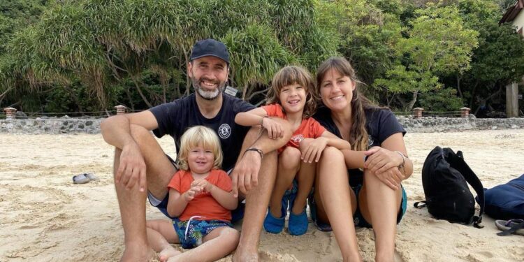 La familia catalana que viaja por todo el mundo