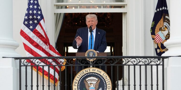 Lista completa de los 19 países afectados por la nueva prohibición de viajes total y parcial de Trump