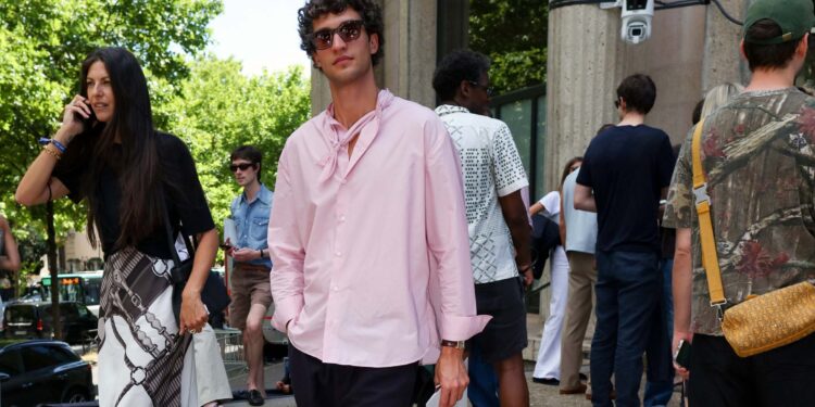 Mejores looks del street style en la Semana de la Moda Masculina París Primavera-Verano 2026
