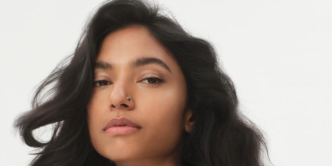 The Best Texture Sprays Add Volume and Touchable Hold