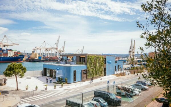 Cruceros arriban a terminal sostenible desde ahora en Puerto de Koper