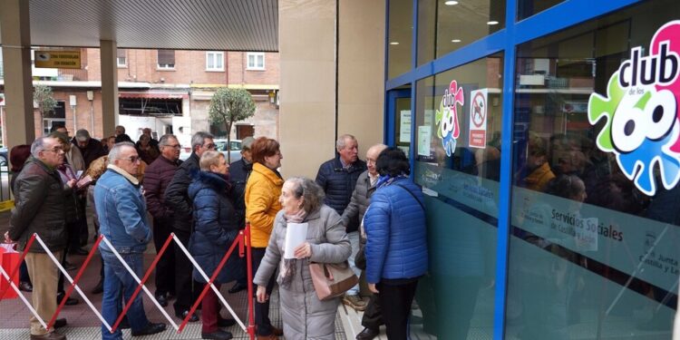 Los socios del 'Club de los 60' podrán elegir libremente cualquier agencia para contratar su viaje