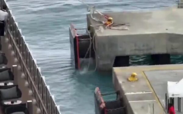 MSC Seascape rompe amarras en Ocean Cay