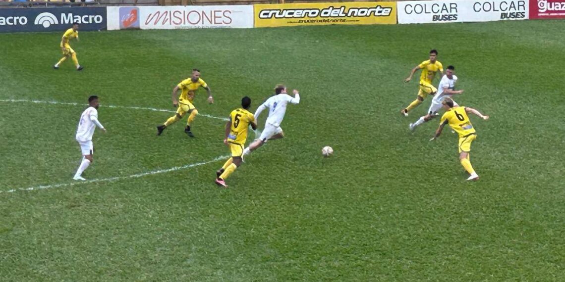 Crucero a la “deriva” en el último escalón