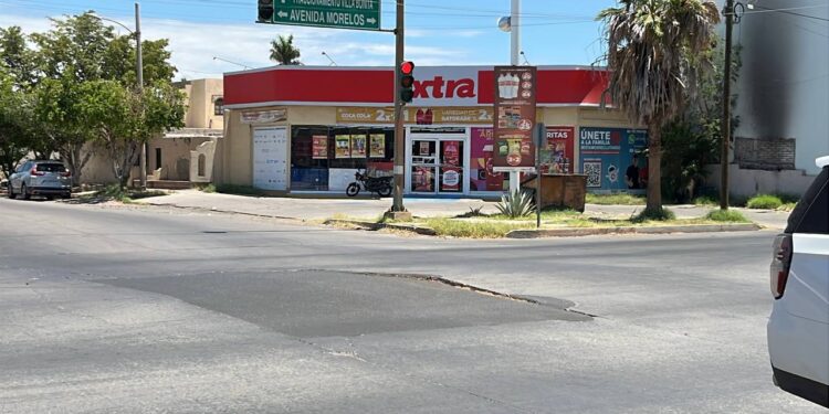 Otro alabeo: ahora en el crucero de la Morelos y Quintana Roo