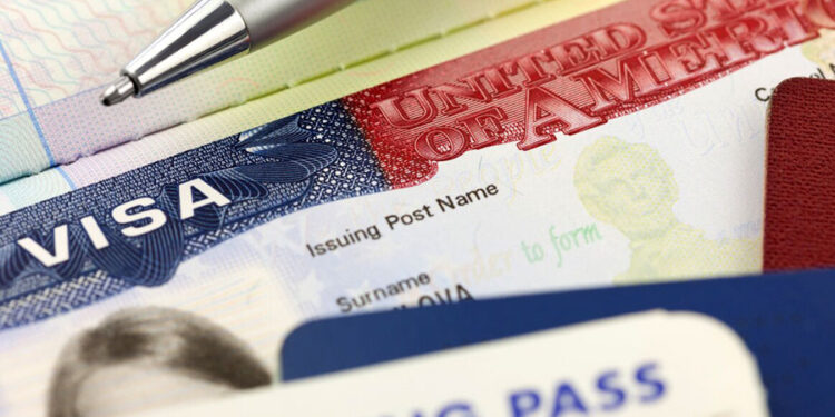 REANUDAN VISAS DE ESTUDIANTES USA
