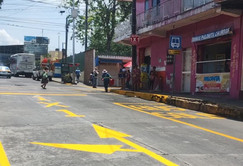 Realizan trabajos de balizamiento en nuevo crucero Uno por Uno