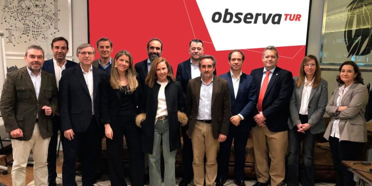 Los patronos de ObservaTUR creen posible alcanzar con éxito los 100 millones de turistas en 2025