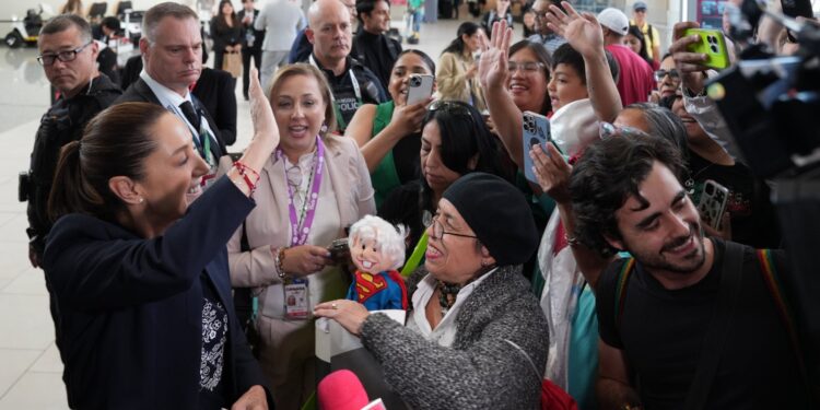 Sheinbaum lleva ritmo para superar a AMLO en viajes al extranjero