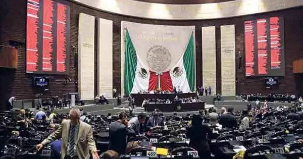 Turistean con dinero del erario