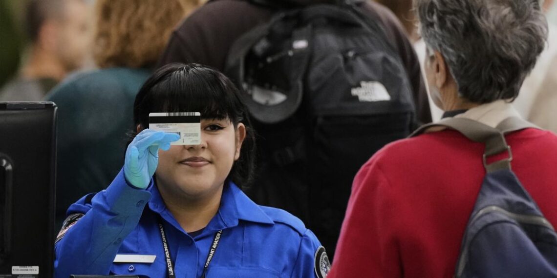 una función en Apple sirve de pasaporte y Real ID para ciertos viajes en avión