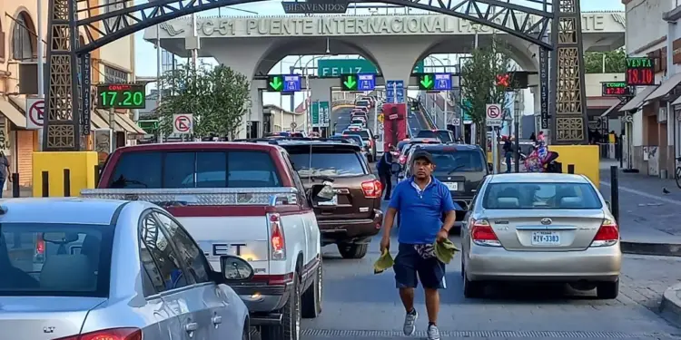 Viajes rápidos en cruces fronterizos; hasta 20 minutos de espera en filas - El Heraldo de Juárez