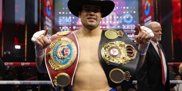 Zurdo duda del historial de Opetaia