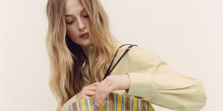 20+ Stylish Market Totes to Carry Everywhere This Summer