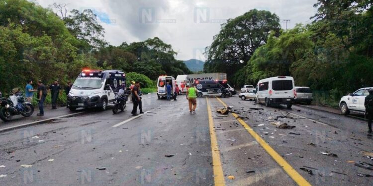Se registra carambola en la autopista Tepic-Crucero de San Blas esta tarde