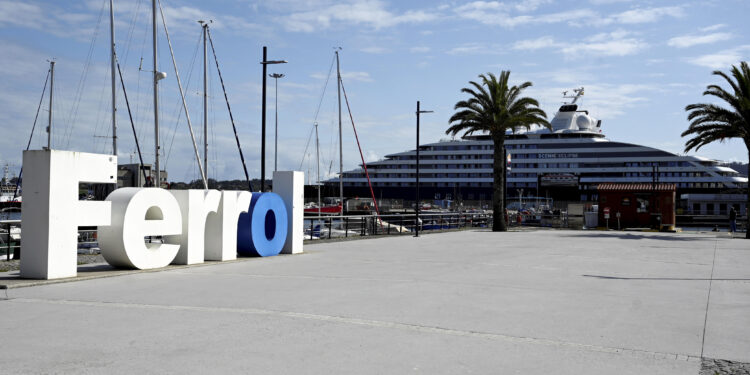Luz verde a la futura terminal de cruceros del muelle de Curuxeiras