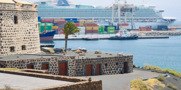 Arrecife se confirma como puerto base de cruceros para los años 2025, 2026 y 2027