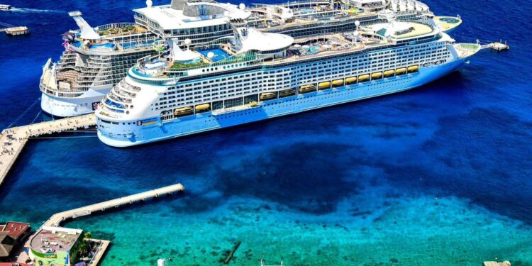 Incremento en el turismo de cruceros » ¡ Uniendo al Caribe !