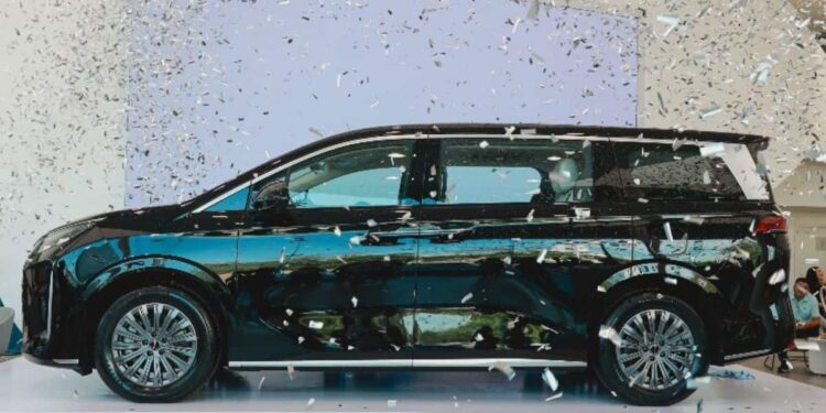 BYD M9: La nueva van híbrida que revolucionará los viajes familiares en Culiacán