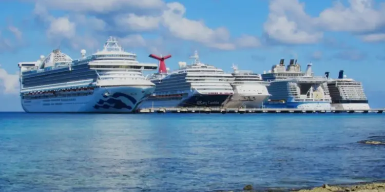 Impuesto a cruceros en México enfrenta a la industria turística
